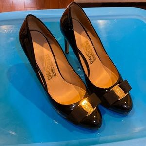 Black Salvatore Ferragamo pumps size 8. Great condition